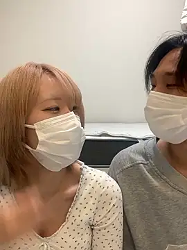 Snapshot of reon_reonreon chatting on 04.06.26 reon reonreon online show from 04.06.26