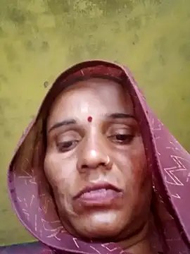 Snapshot of Pinky12A chatting on 09.12.25 Pinky12A online show from 09.12.25