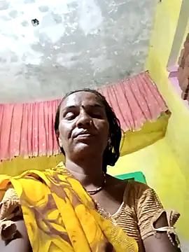 Snapshot of Pinky12A chatting on 09.26.25 Pinky12A online show from 09.26.25