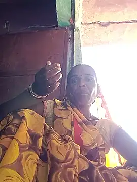 Snapshot of Pinky12A chatting on 09.28.25 Pinky12A online show from 09.28.25