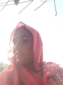 Snapshot of Pinky12A chatting on 11.19.25 Pinky12A online show from 11.19.25