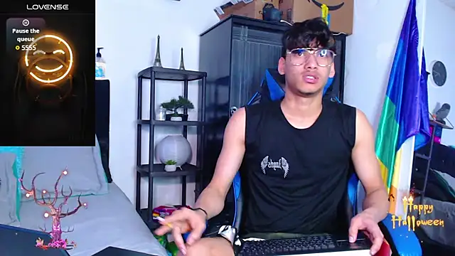 Gael Jones online show from 10.12.25