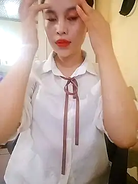 Snapshot of Lissa_xinh09 chatting on 09.13.25 Lissa xinh09 online show from 09.13.25