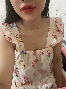 Snapshot of Lissa_xinh09 chatting on 09.26.25 Lissa xinh09 online show from 09.26.25