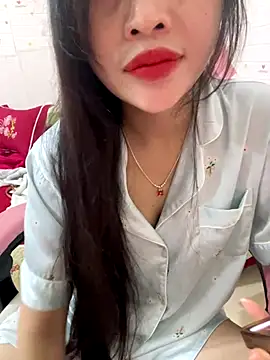 Snapshot of Lissa_xinh09 chatting on 10.28.25 Lissa xinh09 online show from 10.28.25