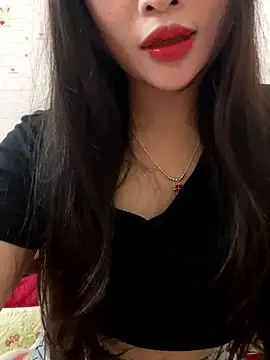 Snapshot of Lissa_xinh09 chatting on 10.29.25 Lissa xinh09 online show from 10.29.25