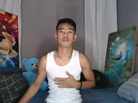 xx topless online show from 10.22.25