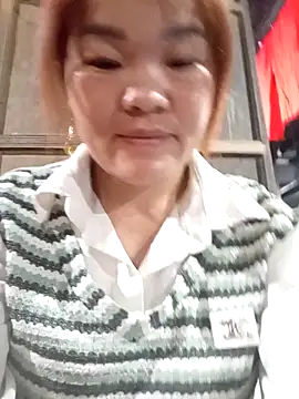 sukabae00 online show from 10.21.25