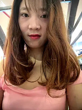 littleqiu online show from 09.10.25