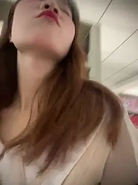 littleqiu online show from 09.12.25