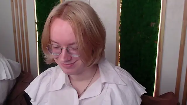 Amanda Butlerr online show from 06.18.26