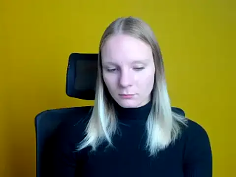 Snapshot of Kassandra_XX chatting on 09.15.25 Kassandra XX online show from 09.15.25