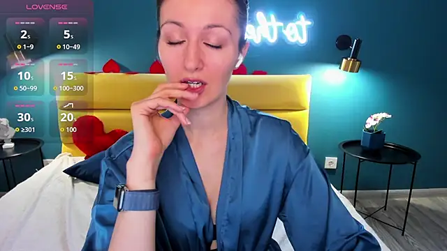 Joan Nelson online show from 03.09.26