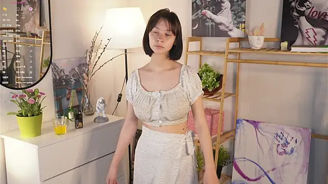 SuzanneHowse online show from 09.19.25