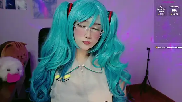 Livelle69 online show from 11.16.25