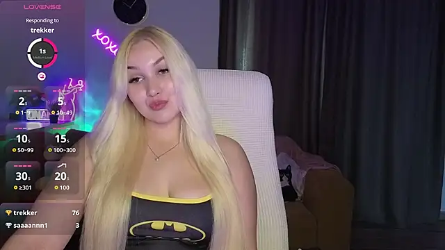 Snapshot of adrelaxina chatting on 05.06.26 adrelaxina online show from 05.06.26