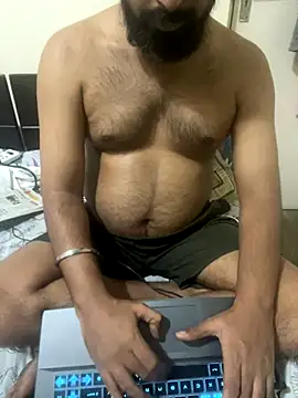 Horney spidy online show from 11.21.25