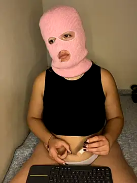 Snapshot of destiny69col chatting on 10.21.25 destiny69col online show from 10.21.25