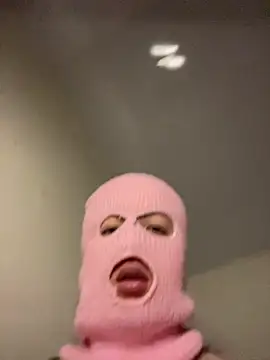 Snapshot of destiny69col chatting on 11.07.25 destiny69col online show from 11.07.25