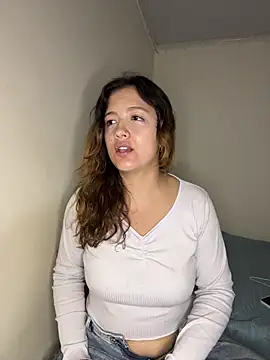 Snapshot of destiny69col chatting on 11.19.25 destiny69col online show from 11.19.25