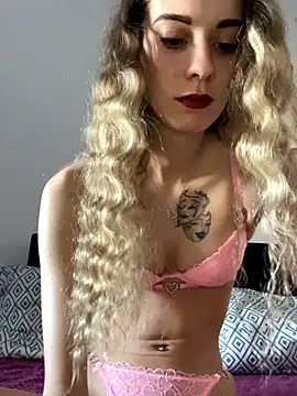 Snapshot of Bianca_XX25 chatting on 12.01.25 Bianca XX25 online show from 12.01.25