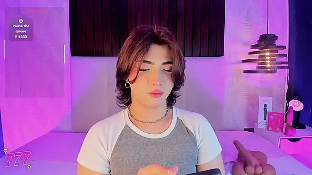Creamy Angelo online show from 05.31.26