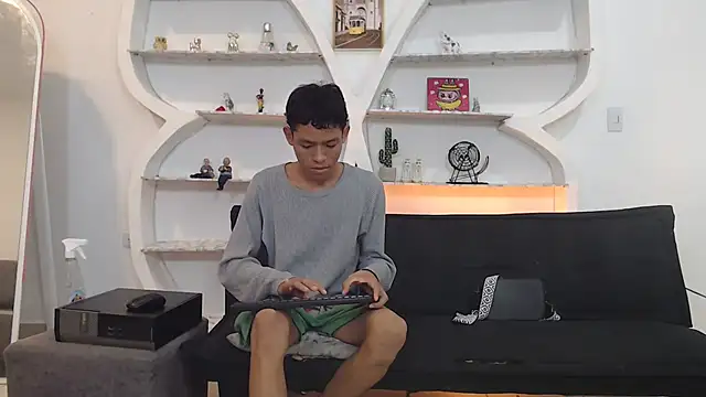 BEAUTY BOYS1 online show from 11.16.25