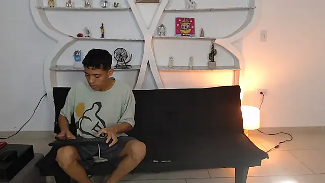 BEAUTY BOYS1 online show from 11.28.25