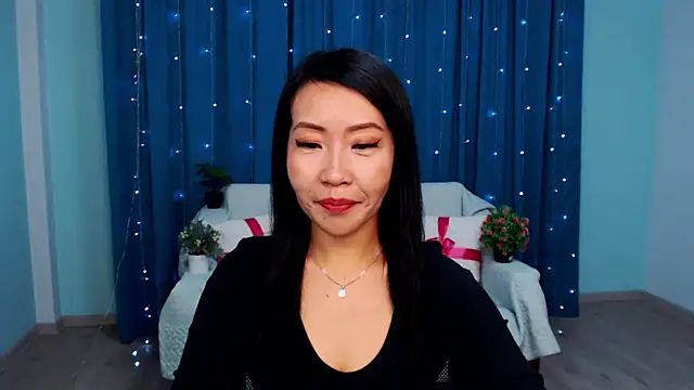 LiaPak online show from 09.16.25