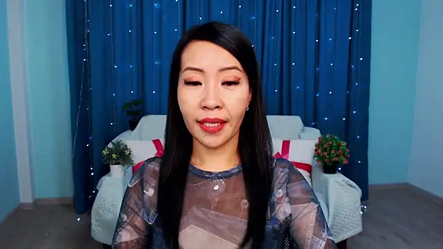 LiaPak online show from 11.10.25