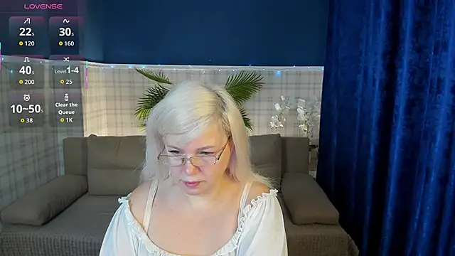 Hella Fabel online show from 01.17.26