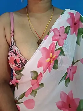Snapshot of jaan-step chatting on 06.08.26 jaan-step online show from 06.08.26