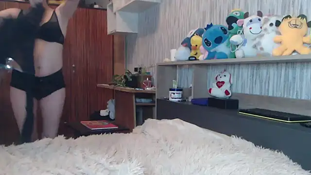 Netty Brittany online show from 10.12.25