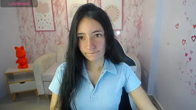 Snapshot of Kylie_ch1 chatting on 09.16.25 Kylie ch1 online show from 09.16.25