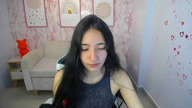 Snapshot of Kylie_ch1 chatting on 11.08.25 Kylie ch1 online show from 11.08.25