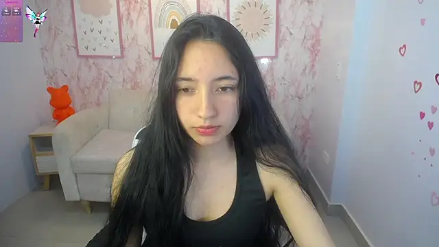 Snapshot of Kylie_ch1 chatting on 11.26.25 Kylie ch1 online show from 11.26.25