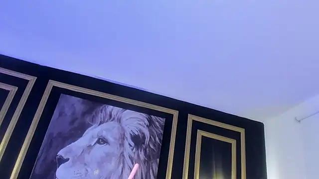 Snapshot of doll_eyees_ chatting on 10.03.25 doll eyees online show from 10.03.25