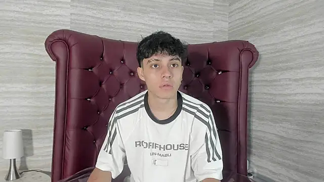 Snapshot of Dani_rivass chatting on 02.15.26 Dani rivass online show from 02.15.26