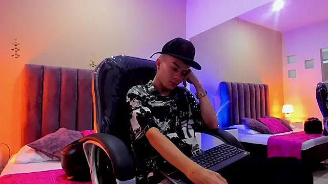 Nascary Fox online show from 11.01.25