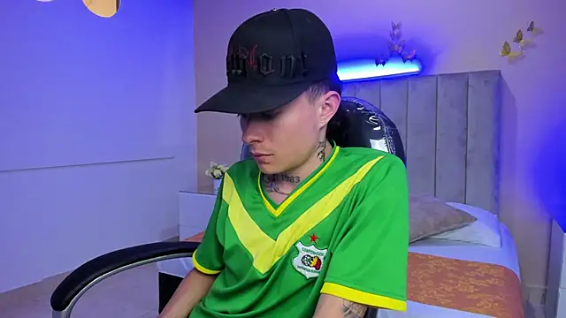 Nascary Fox online show from 02.12.26