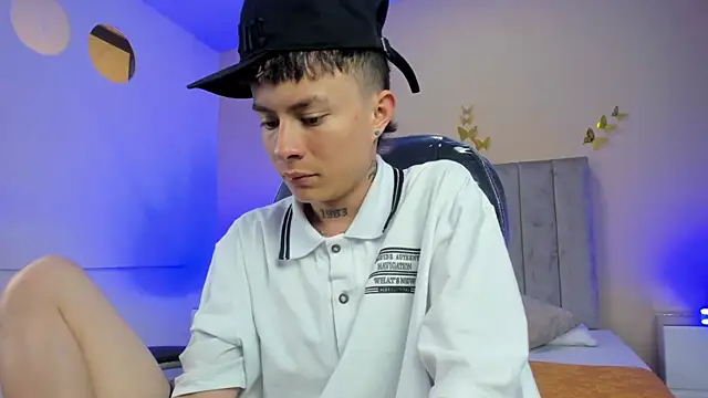 Nascary Fox online show from 04.10.26