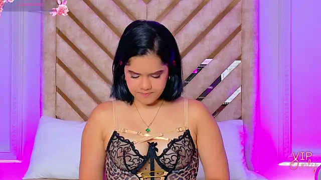 Snapshot of Martina-Roberts- chatting on 01.12.26 Martina-Roberts- online show from 01.12.26