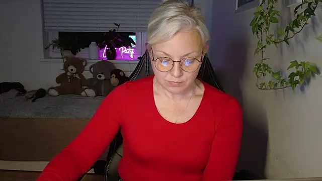 Linsy Kim online show from 03.20.26