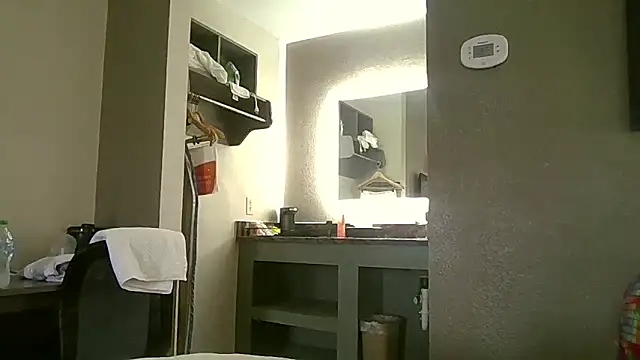 Tishrella6 online show from 04.30.26