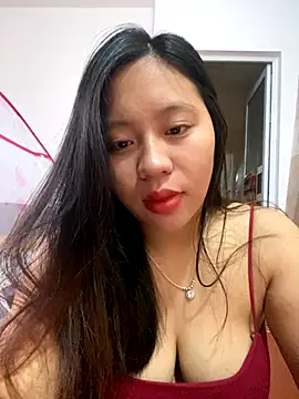 Snapshot of maianhcute chatting on 10.02.25 maianhcute online show from 10.02.25