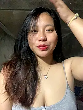 Snapshot of maianhcute chatting on 10.04.25 maianhcute online show from 10.04.25