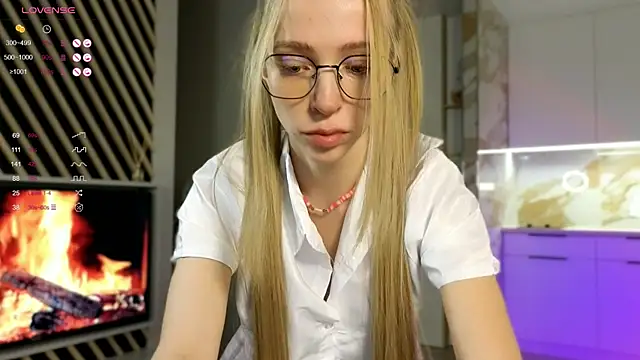 BritaKiss online show from 09.12.25