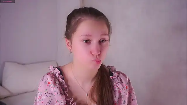 MelaniSeiver online show from 02.15.26