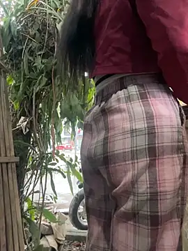 Snapshot of Clara8899 chatting on 11.18.25 Clara8899 online show from 11.18.25