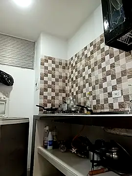 dulcelatin21 online show from 09.18.25